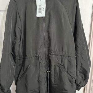 ZYIA Women's Black Windbreaker new